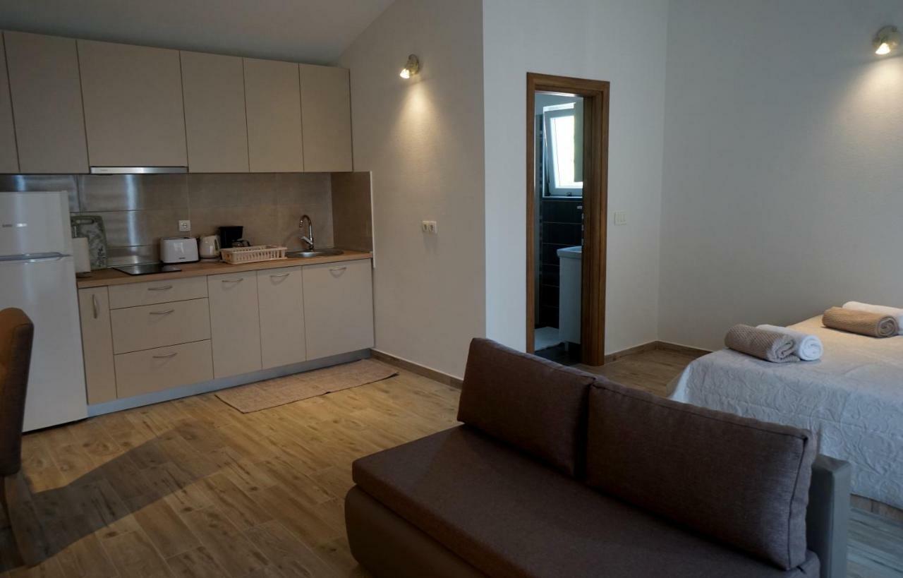 Apartments Sanja Jezera Ngoại thất bức ảnh